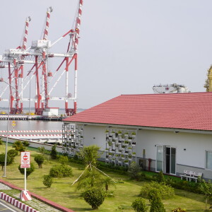 Dong Tam glazed roof tile - A "green" roof for a peaceful life